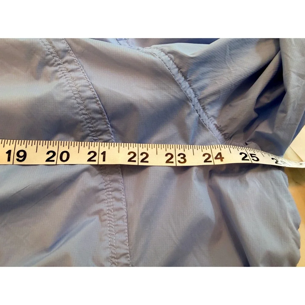 Athleta Womens XL Light Blue‎ Hooded Full Zip Windbreaker Jacket 531099 SP23